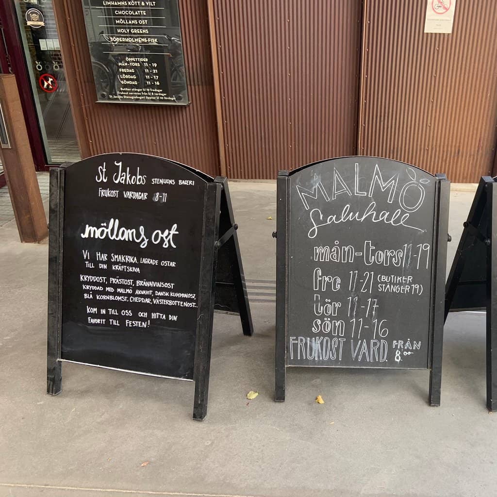 Vibrant Atmosphere & Service