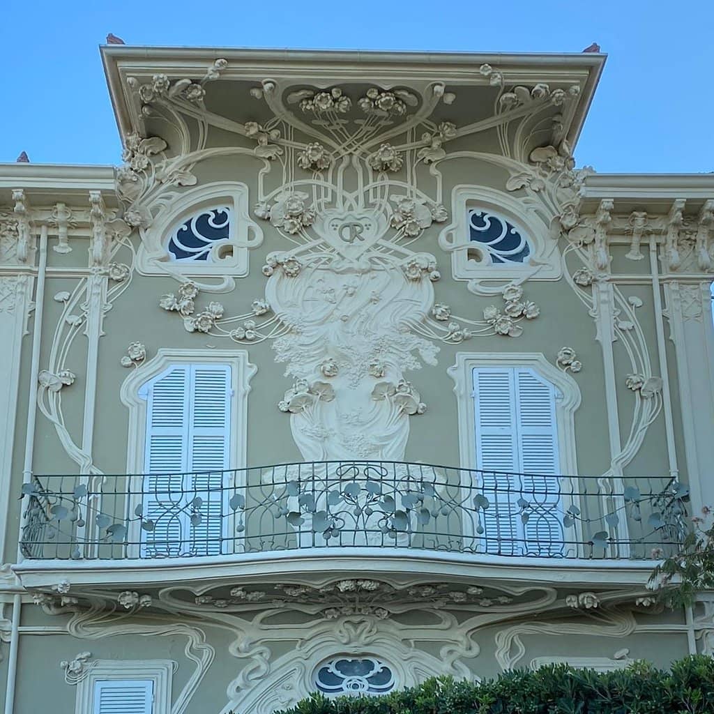 Liberty Style Architecture