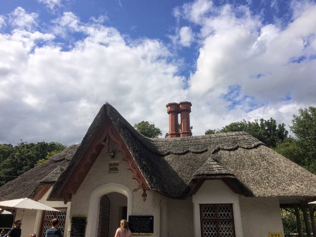 Calisthenics & Rugby Pitch