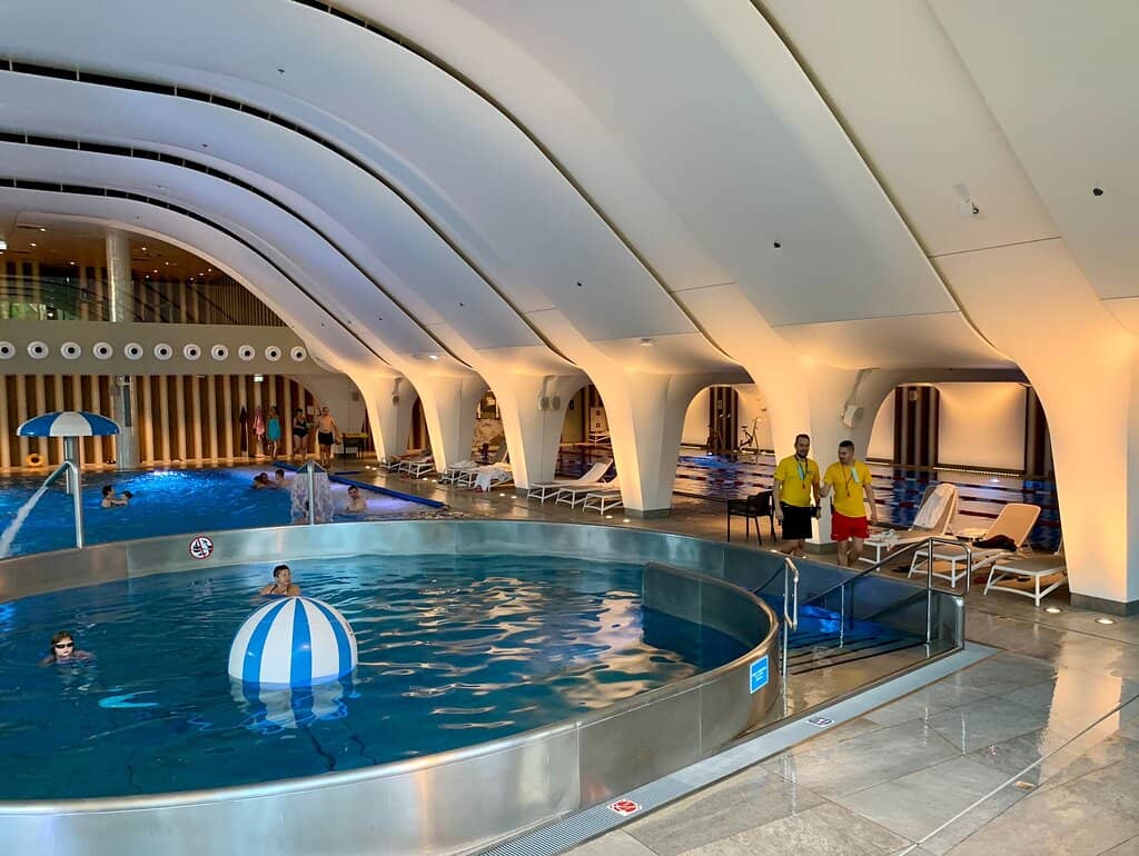 Surfing Wave Simulator