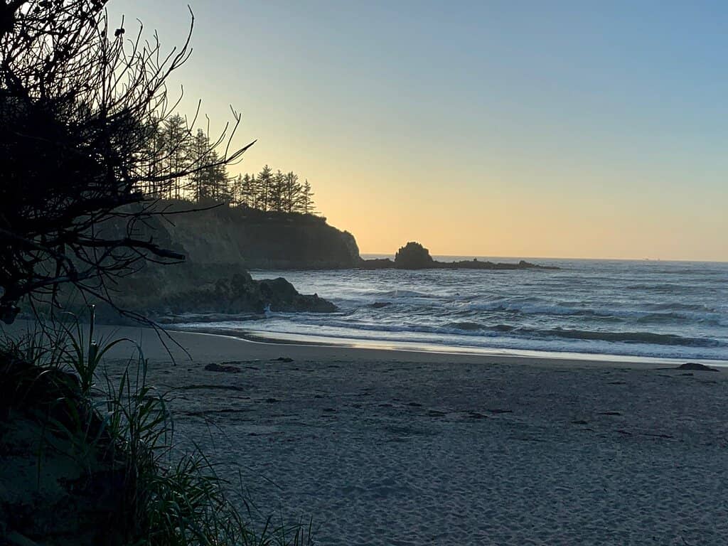 Tide Pools & Sandstone Formations