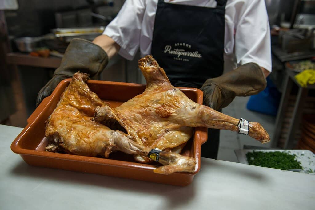 Cochinillo (whole suckling pig)