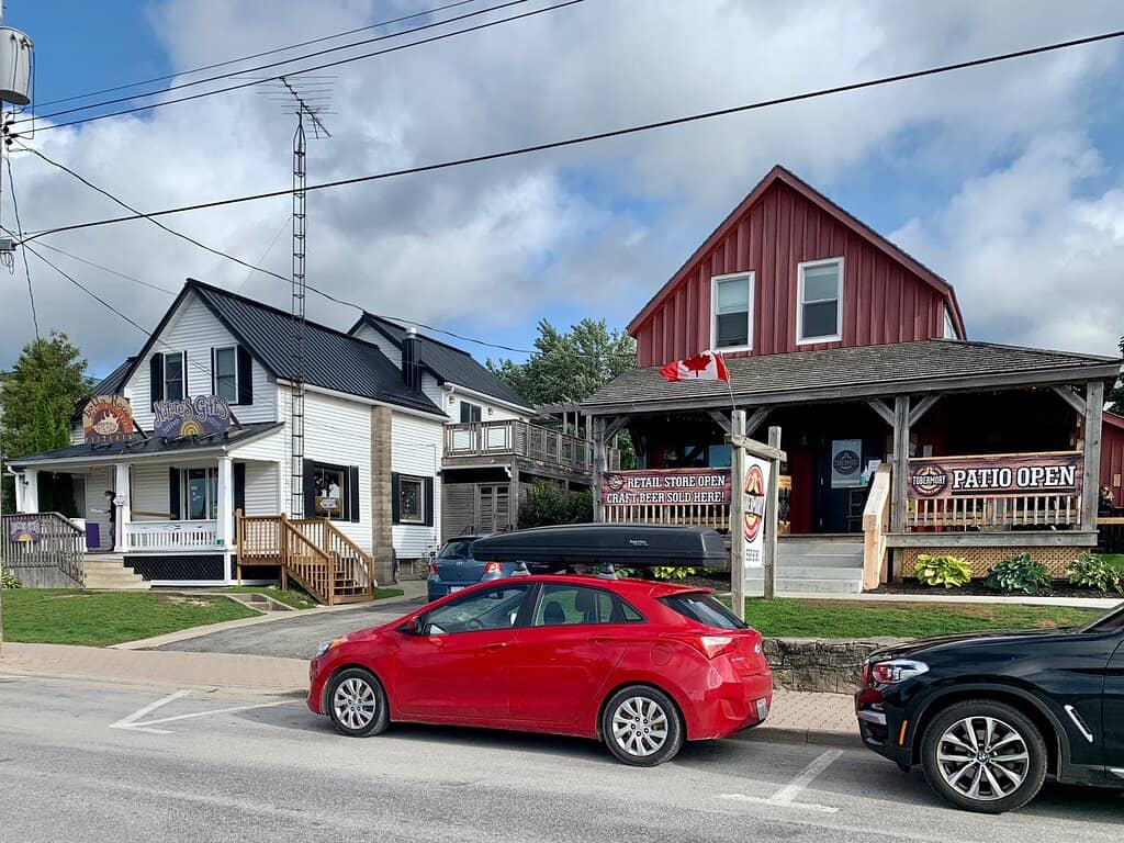 Waterfront Dining at Coconut Joe's