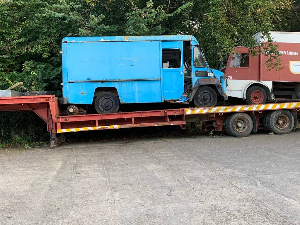 Classic Buses & Trucks