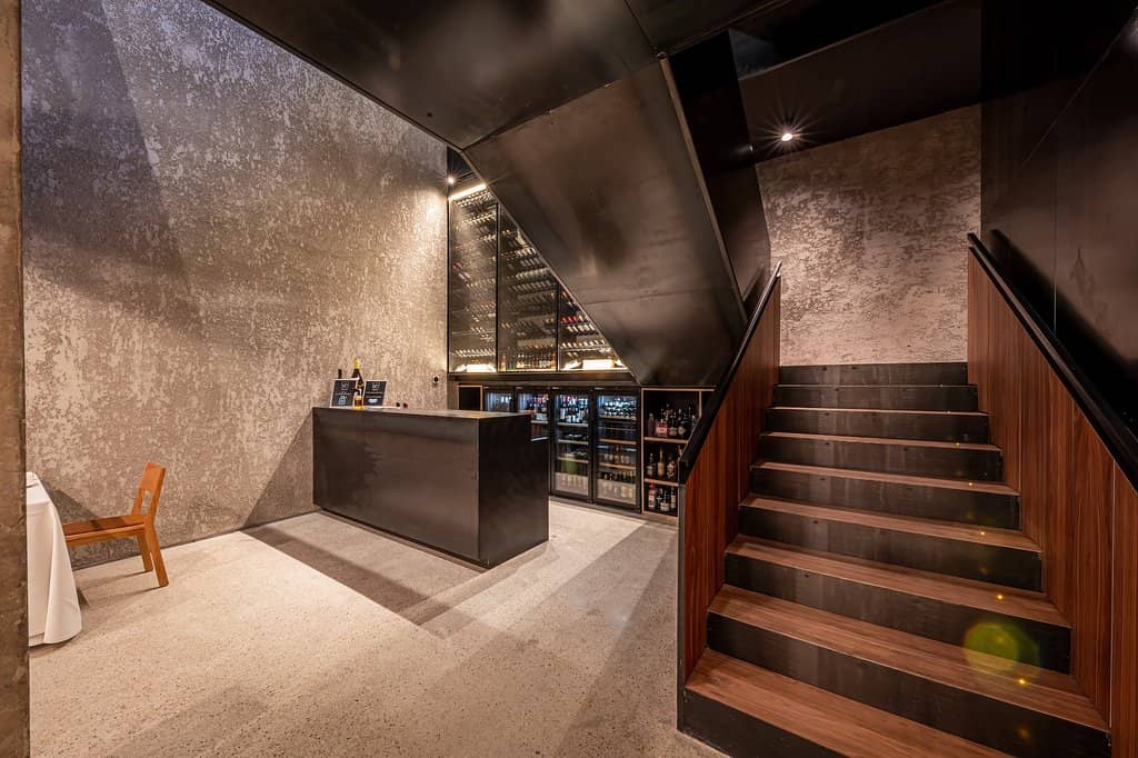 Attentive and Knowledgeable Service