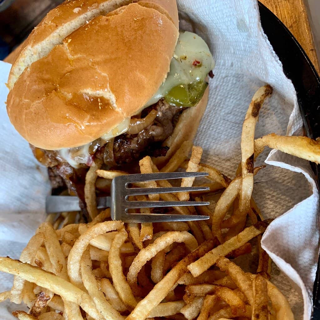 Intimate Diner Atmosphere