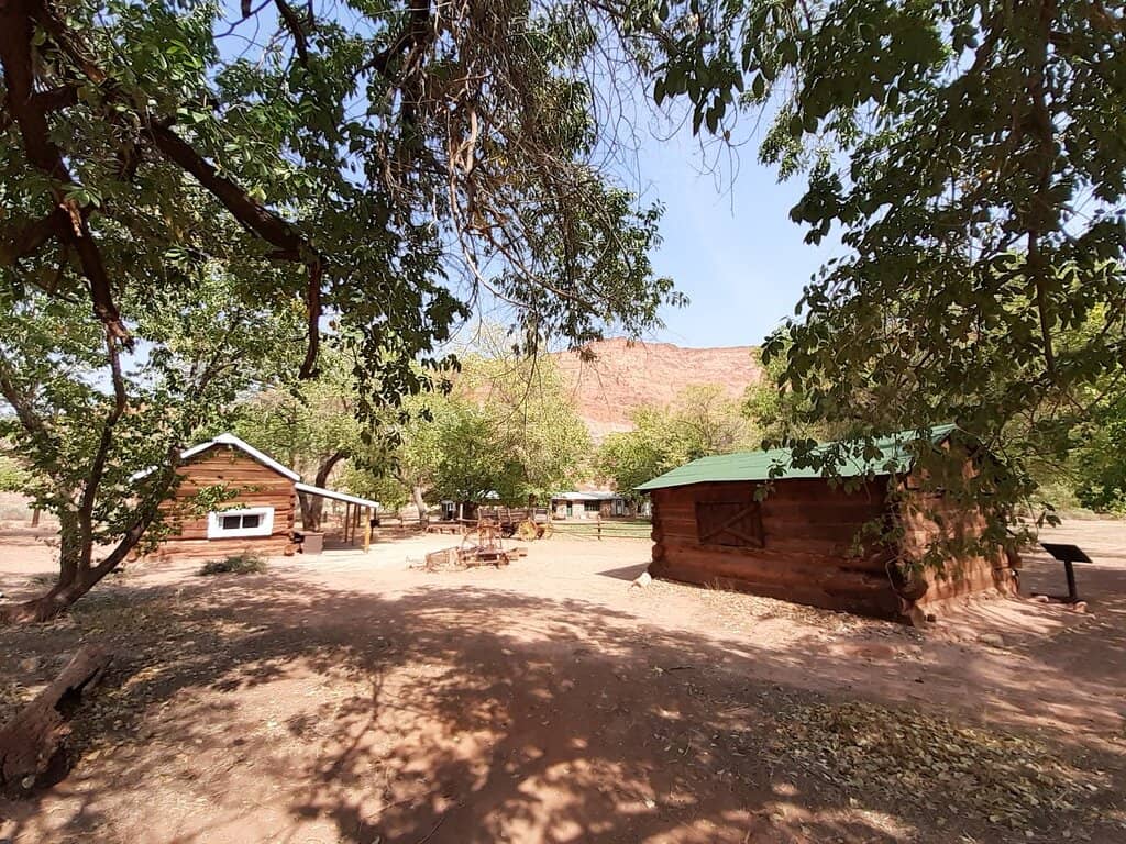 Lee's Ferry Cemetery