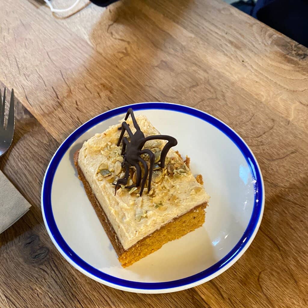 Picturesque Riverside Setting