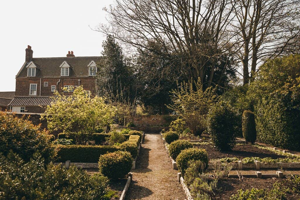 Mother Susanna's Influence