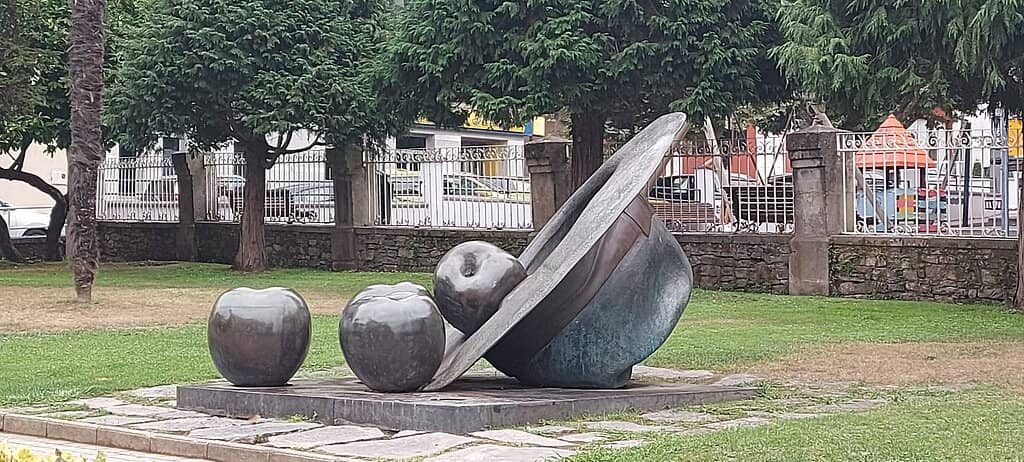 Photogenic Park Setting