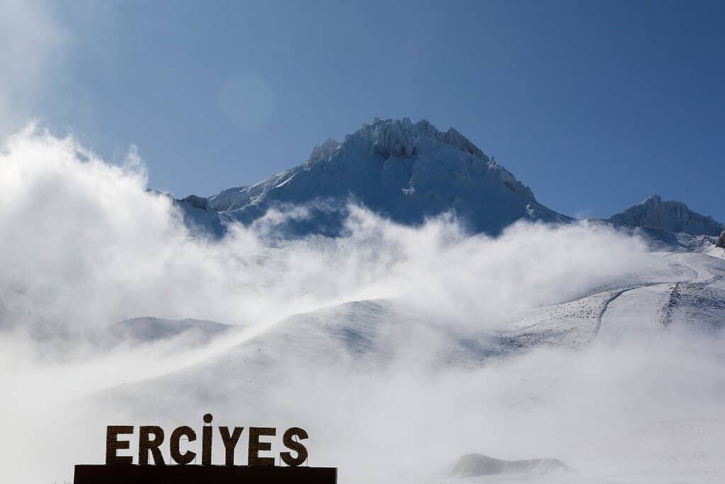 Modern Gondola Lifts