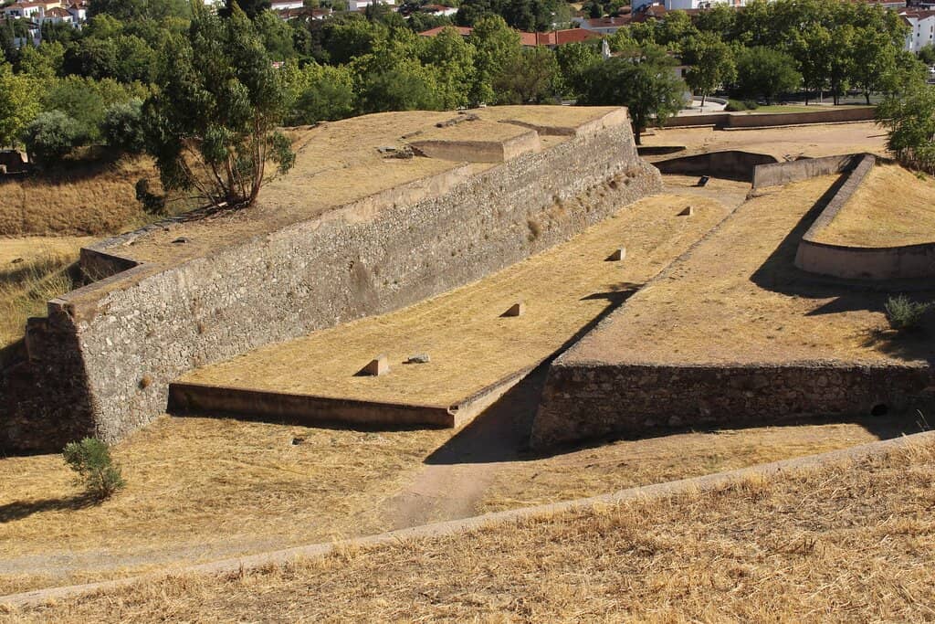 Amoreira Aqueduct