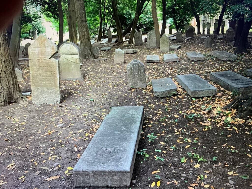 Suggestive Atmosphere