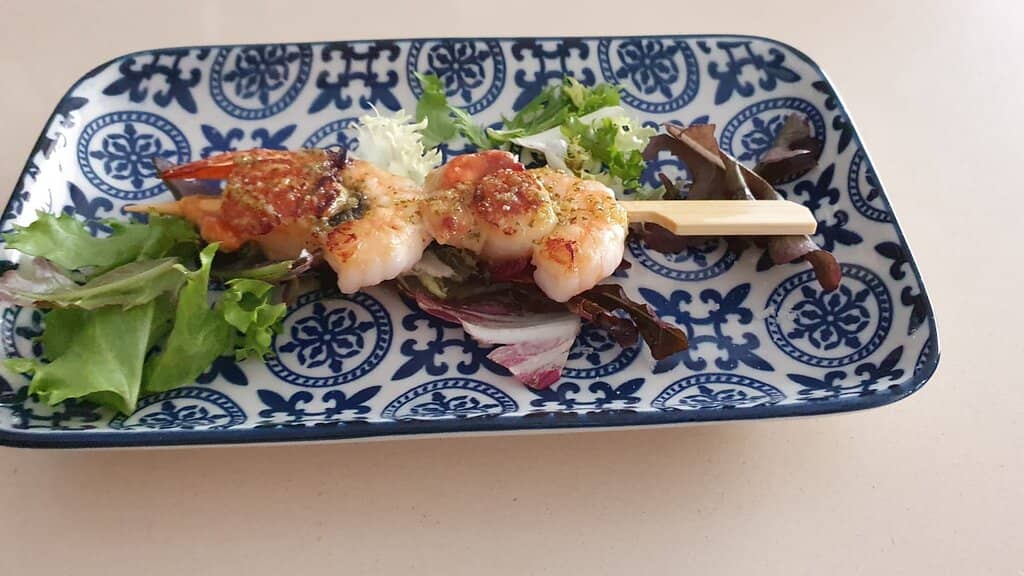 Cozy & Local Atmosphere