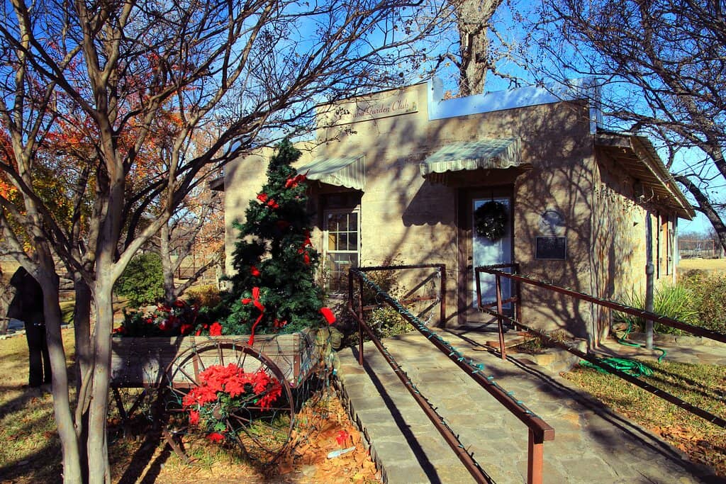 Picnic & Grill Areas