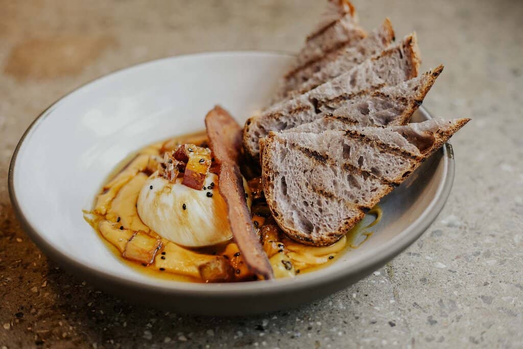 Innovative Regional American Fare