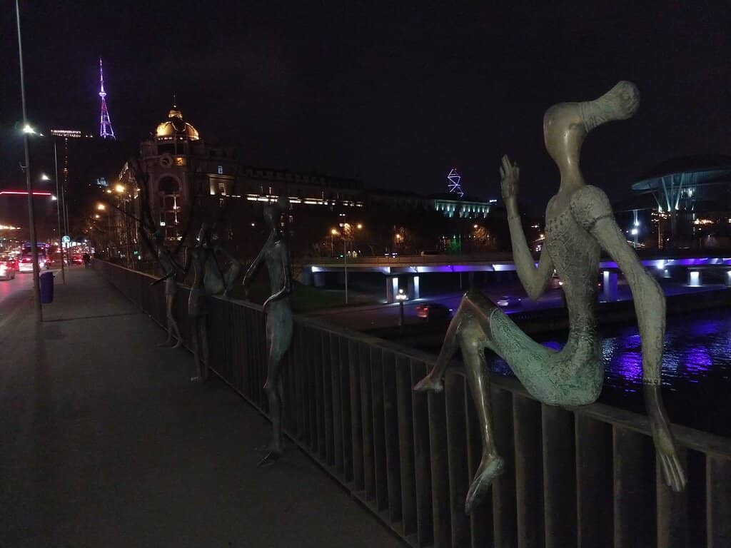 Riverfront Ambiance