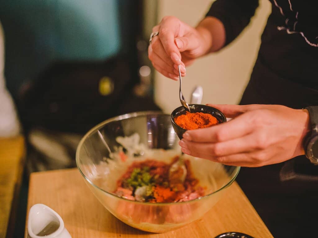 Cozy Atmosphere with Live Music