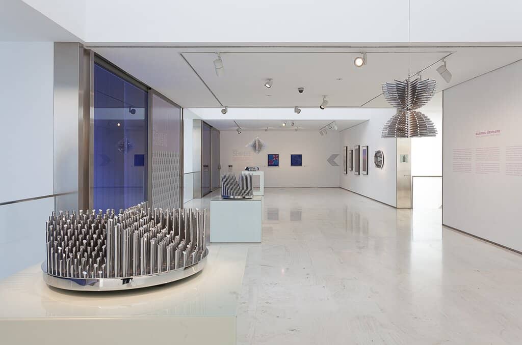 Eusebio Sempere's Mesmerizing Works