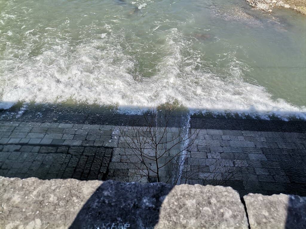 Atmospheric Evening Vapors