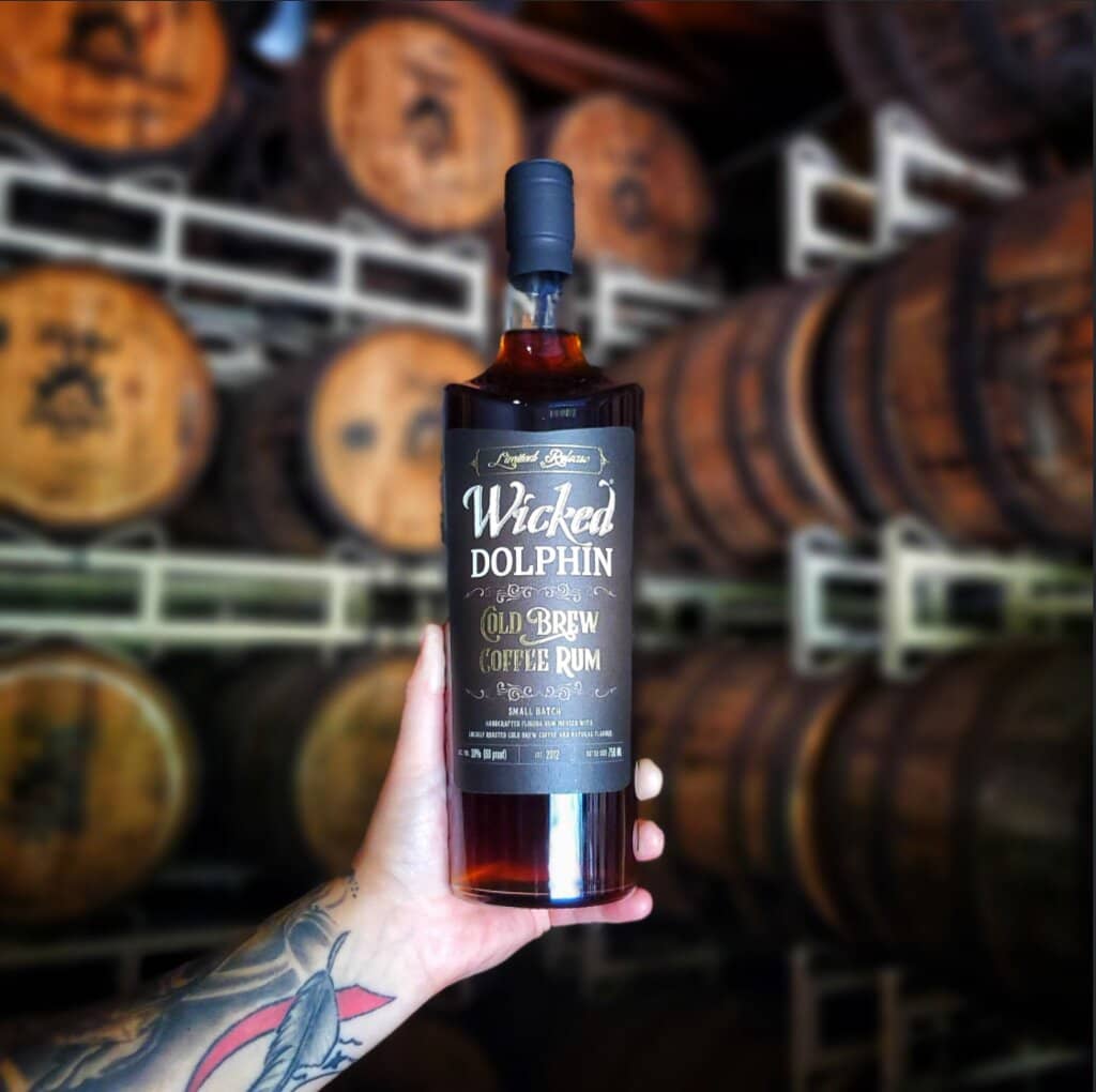 Tiki Bar & Live Music