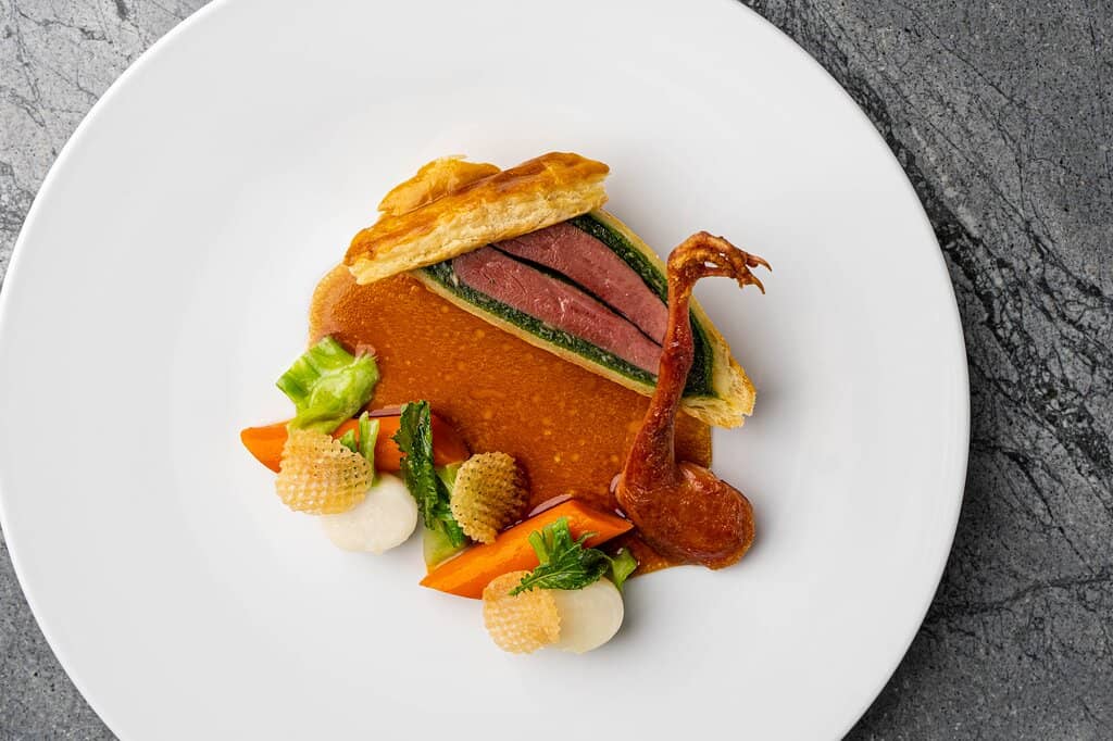 Elegant Parisian Ambiance