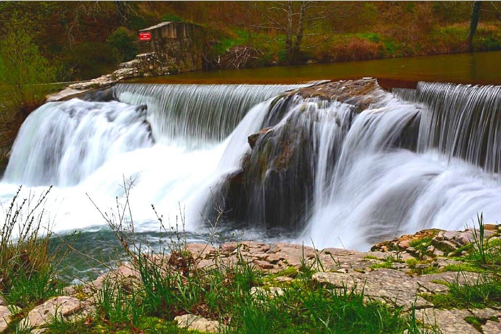 Corniches de Méjean Hikes