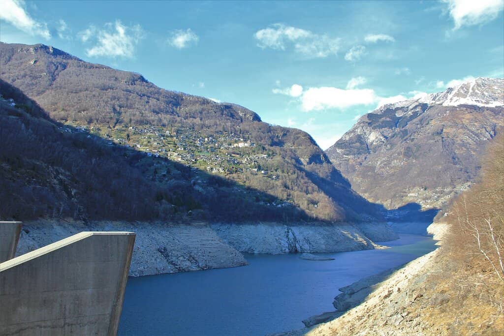 James Bond's GoldenEye Location