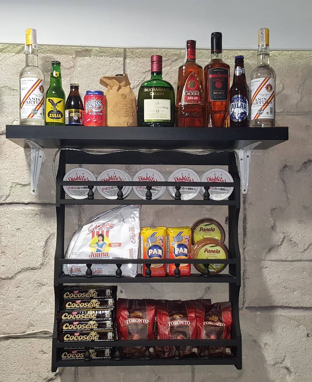 Welcoming Atmosphere & Live Music