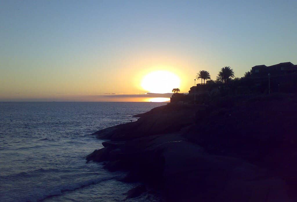 Promenade Dining & Shopping