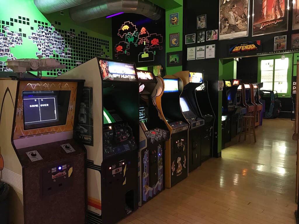 Vintage Pinball Machines