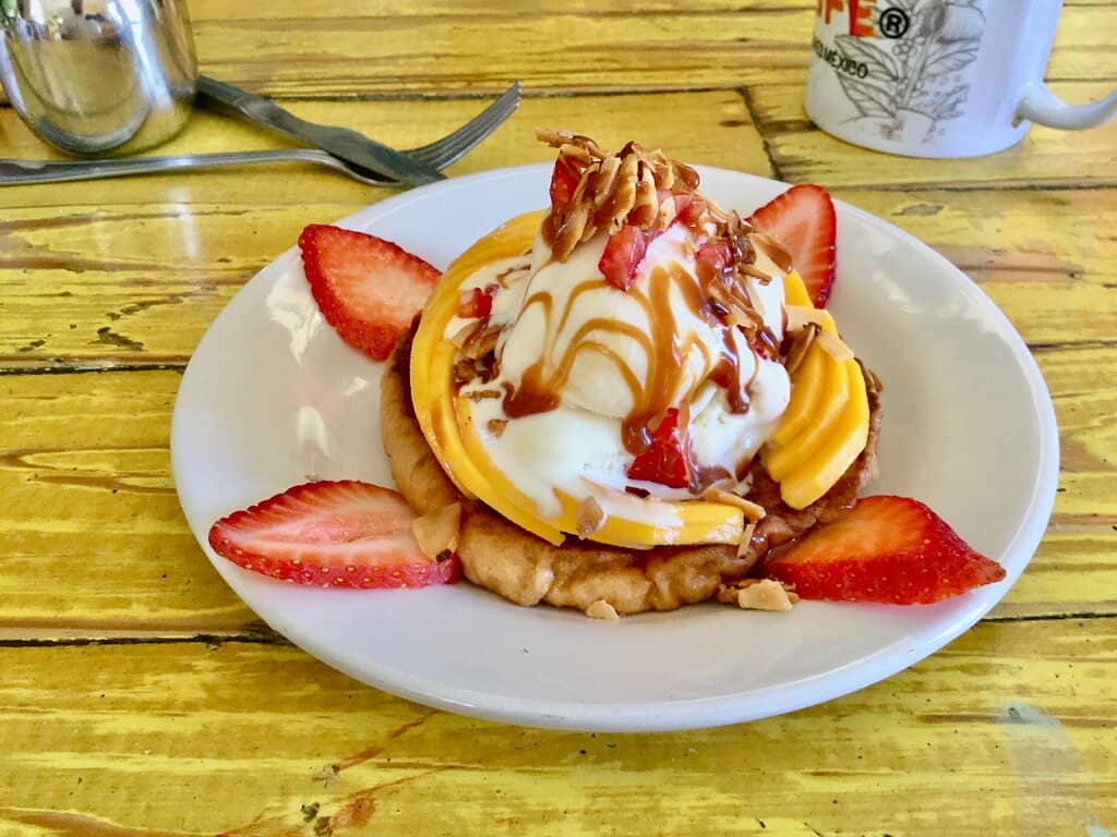 Colorful & Relaxed Ambiance