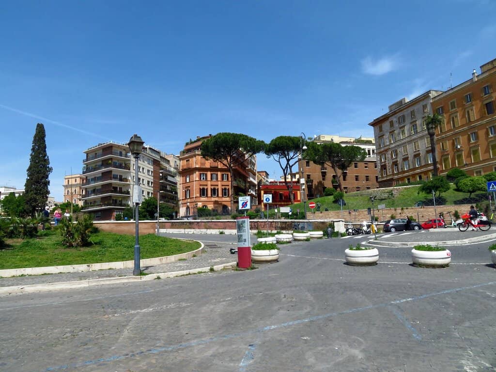 Proximity to the Colosseum