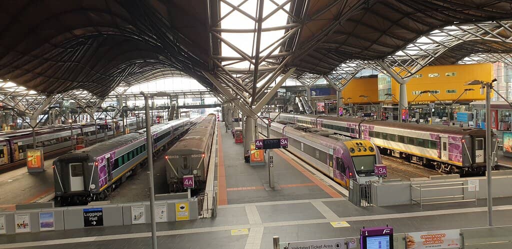 V/Line Regional Departures