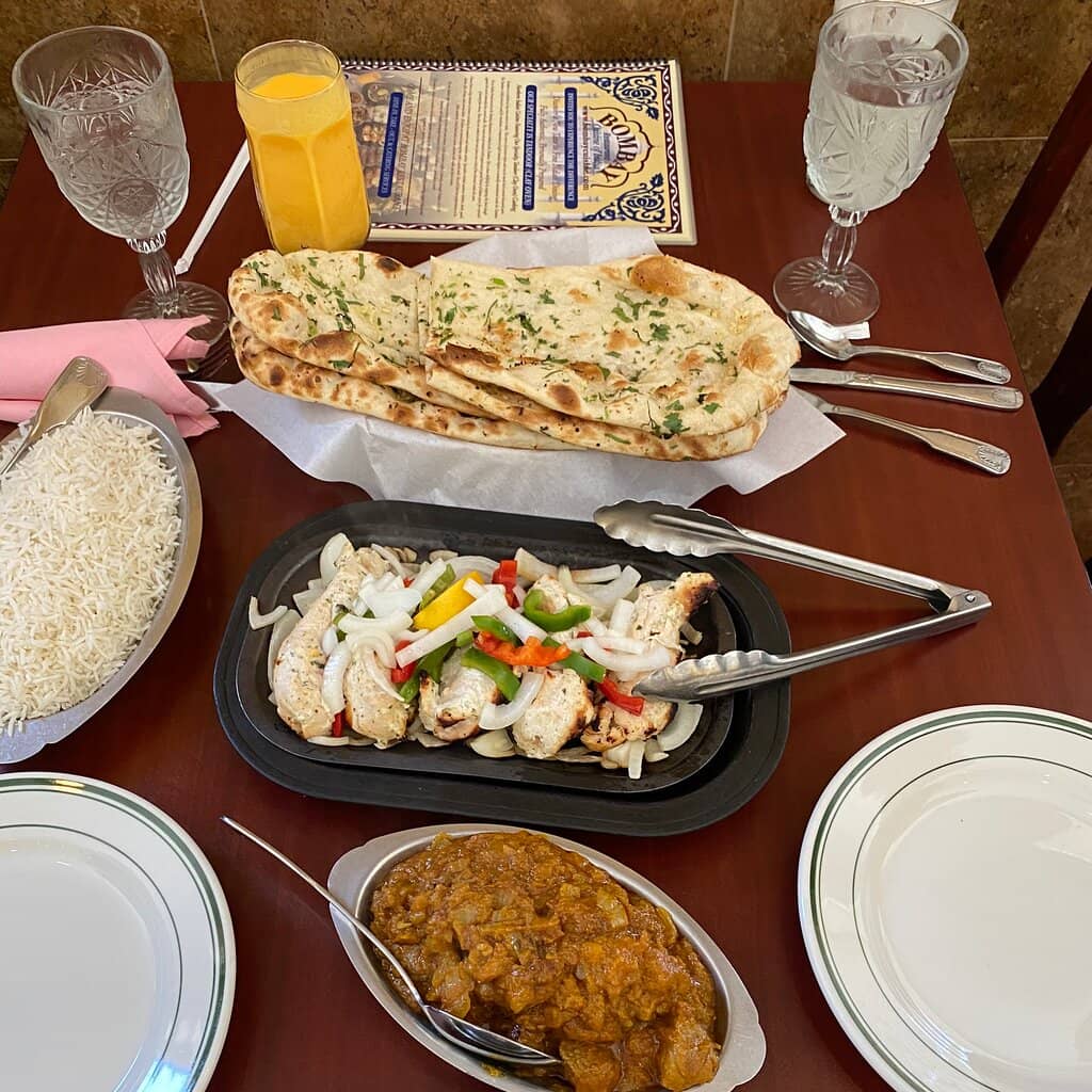 Welcoming & Cozy Ambiance