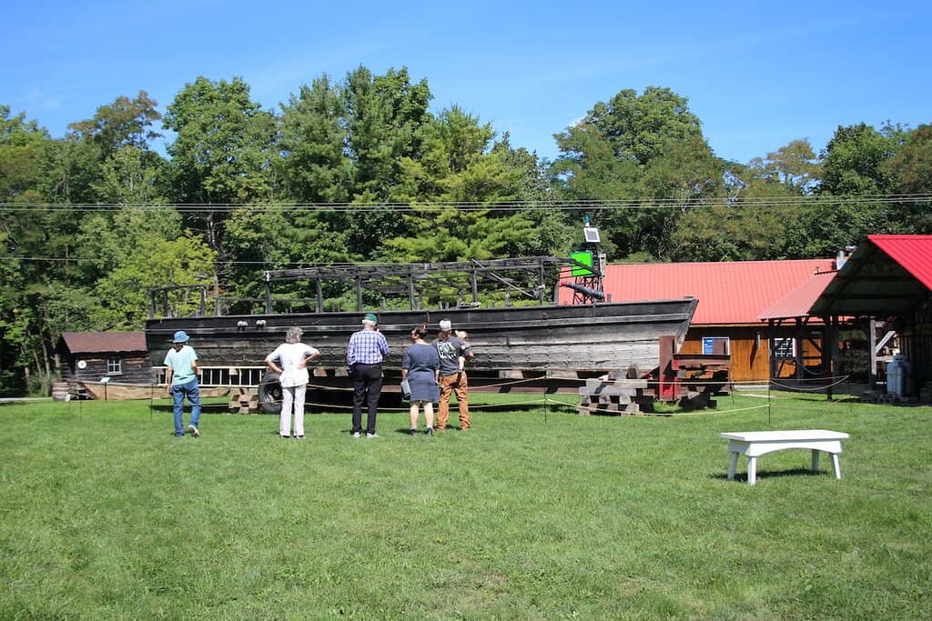 Shipwreck Tours