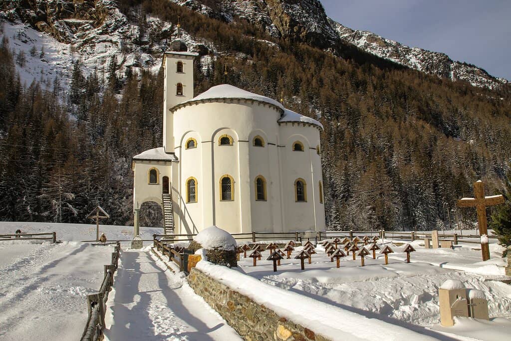 Hexagonal Wooden Roof