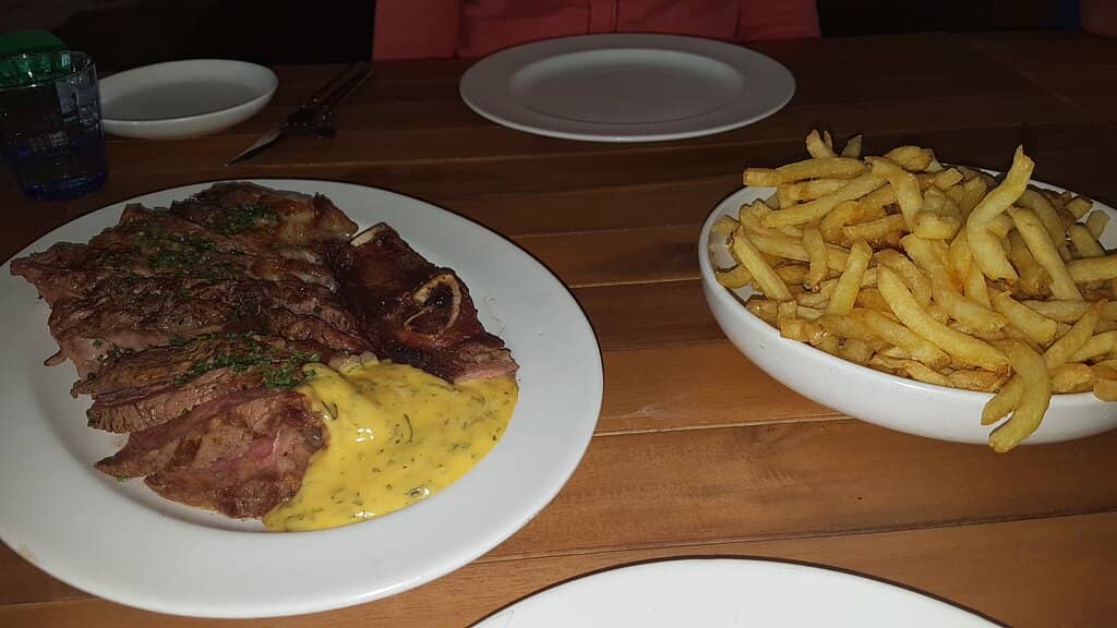 Charming Bistro Atmosphere