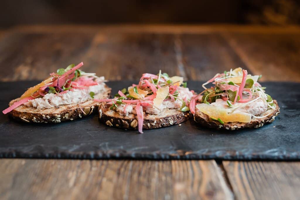 Cozy Urban Atmosphere with City Views