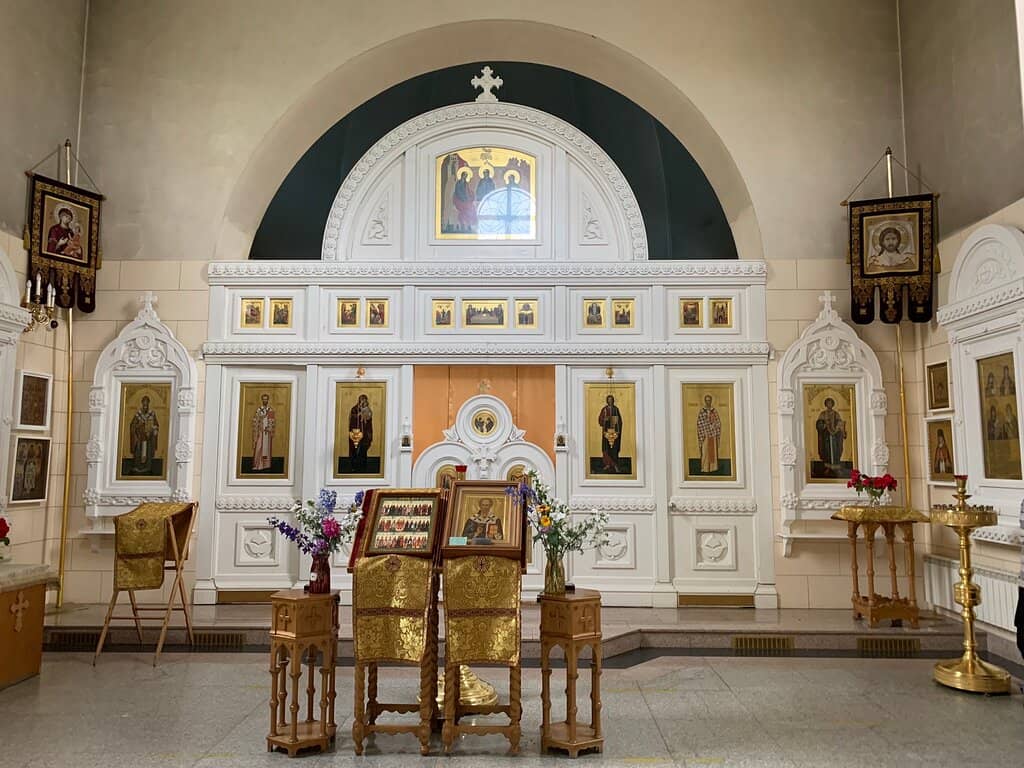 Unique 'Roof' Architecture