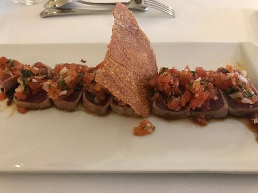 Unique Art Gallery Setting