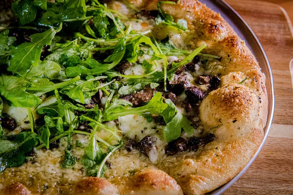 Vibrant Brunch & Happy Hour