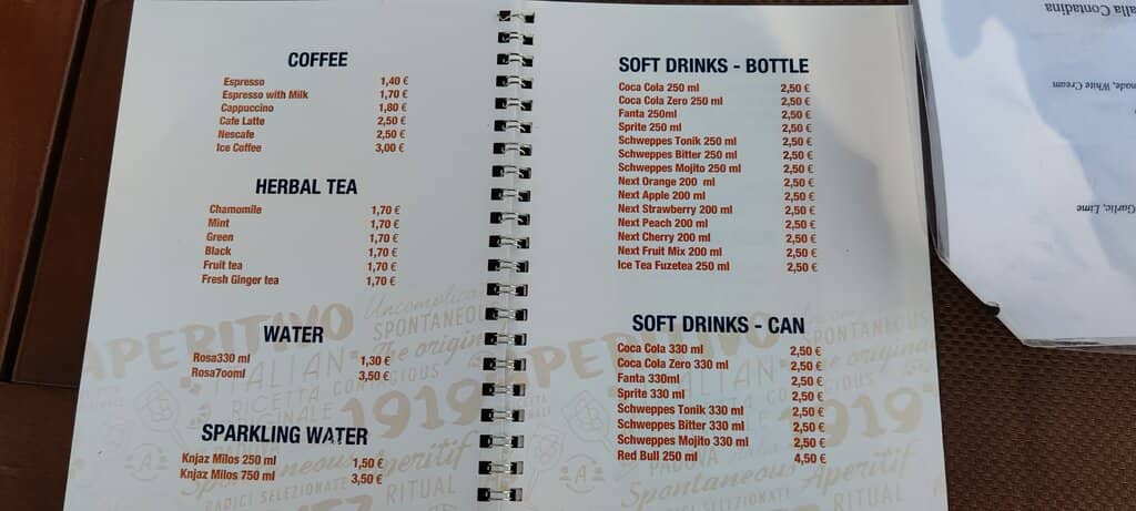 Delicious Food & Drinks