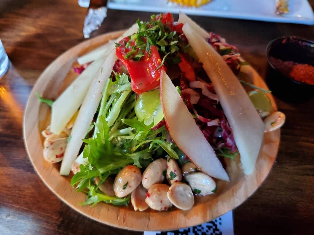 Cozy & Rustic Ambiance