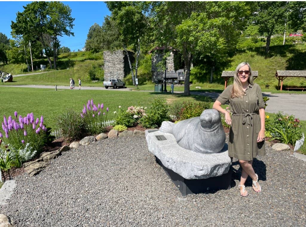 Andre the Seal Statue