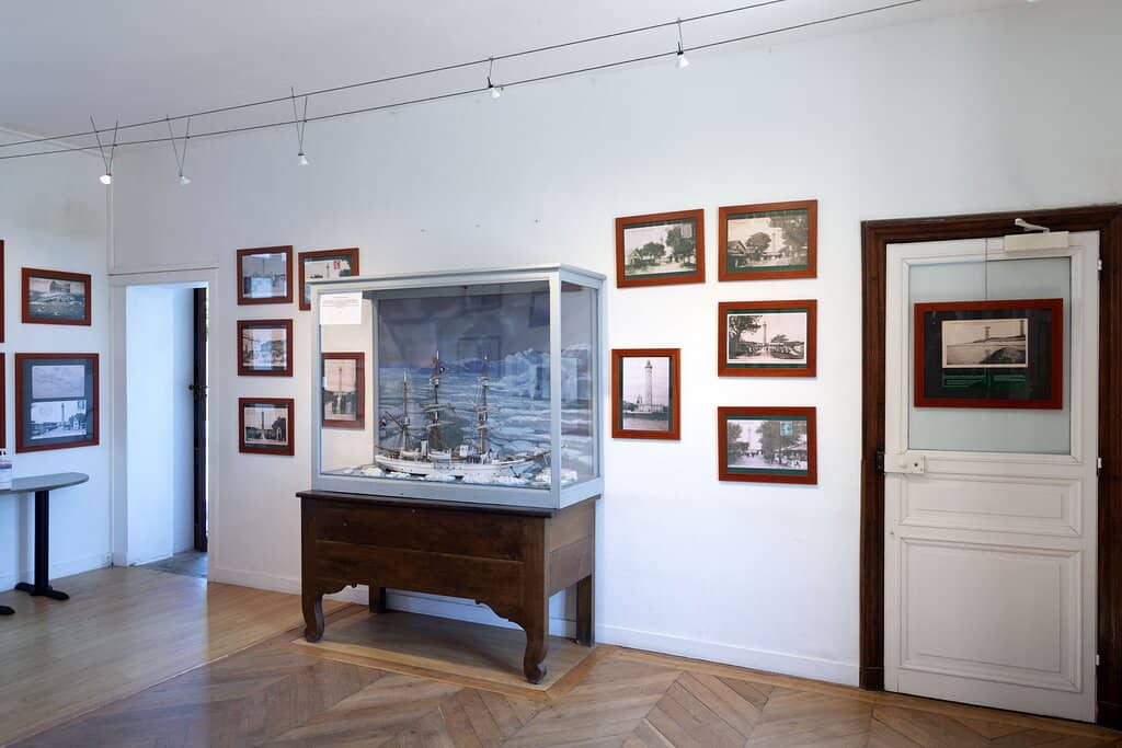 Explore the Old Lighthouse and Museum