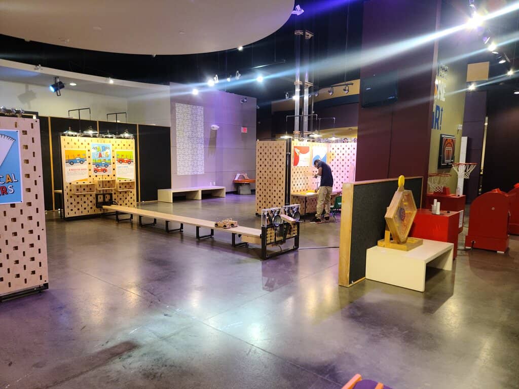 Kids Market & Play Areas