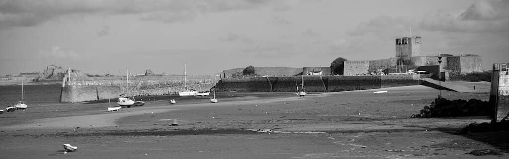 Panoramic Coastal Views