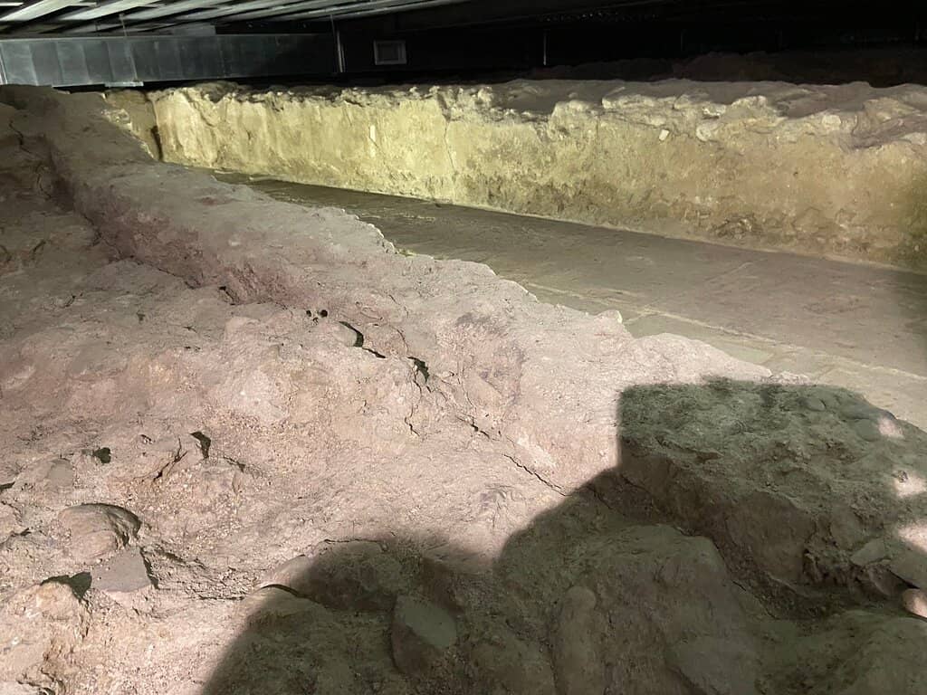 Lombard Princes' Sepulchral Fragments