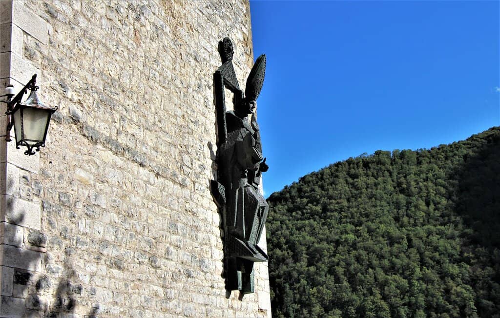 Vertical photo